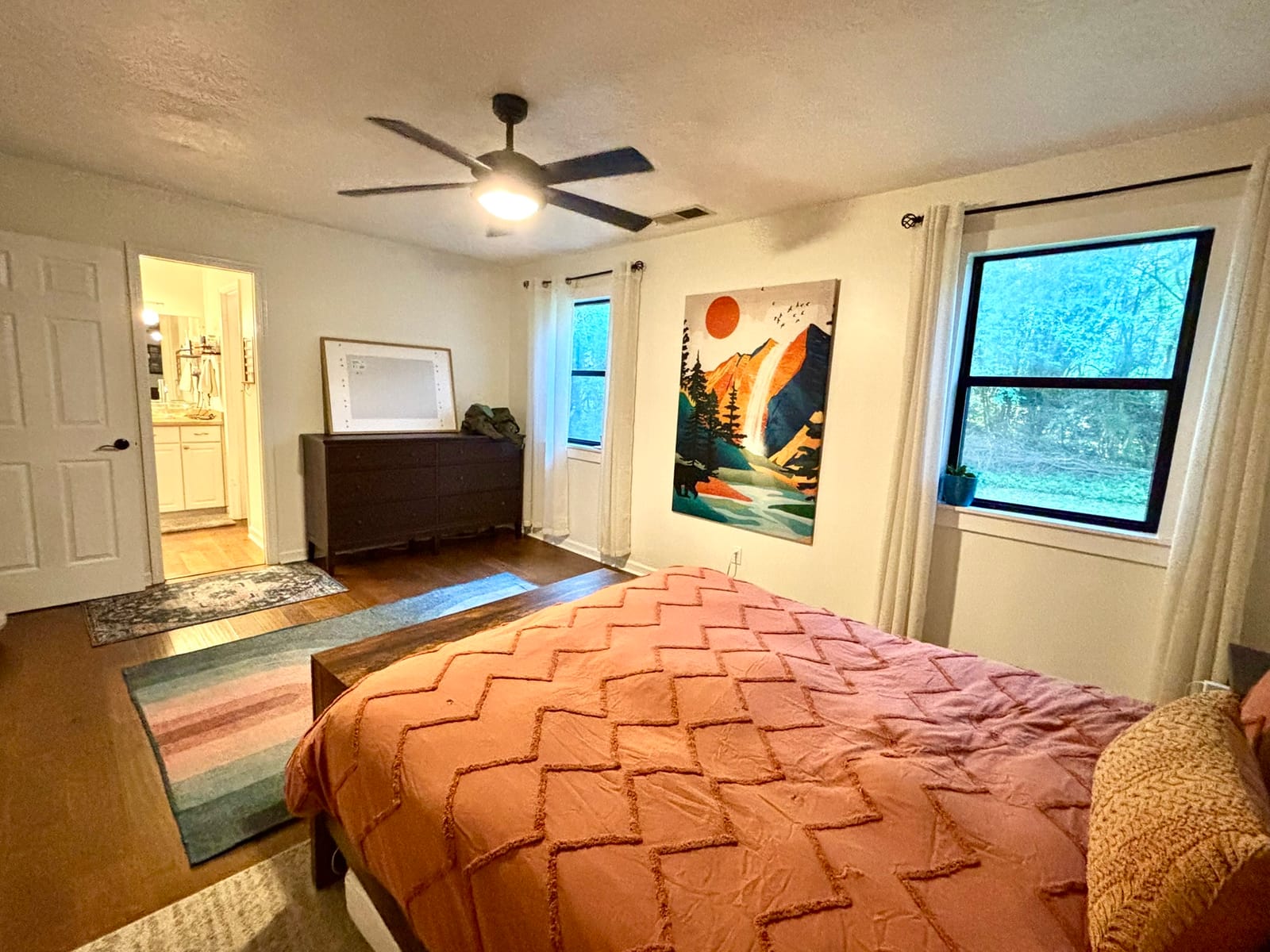 Lake House — 2 Bedroom photo 11
