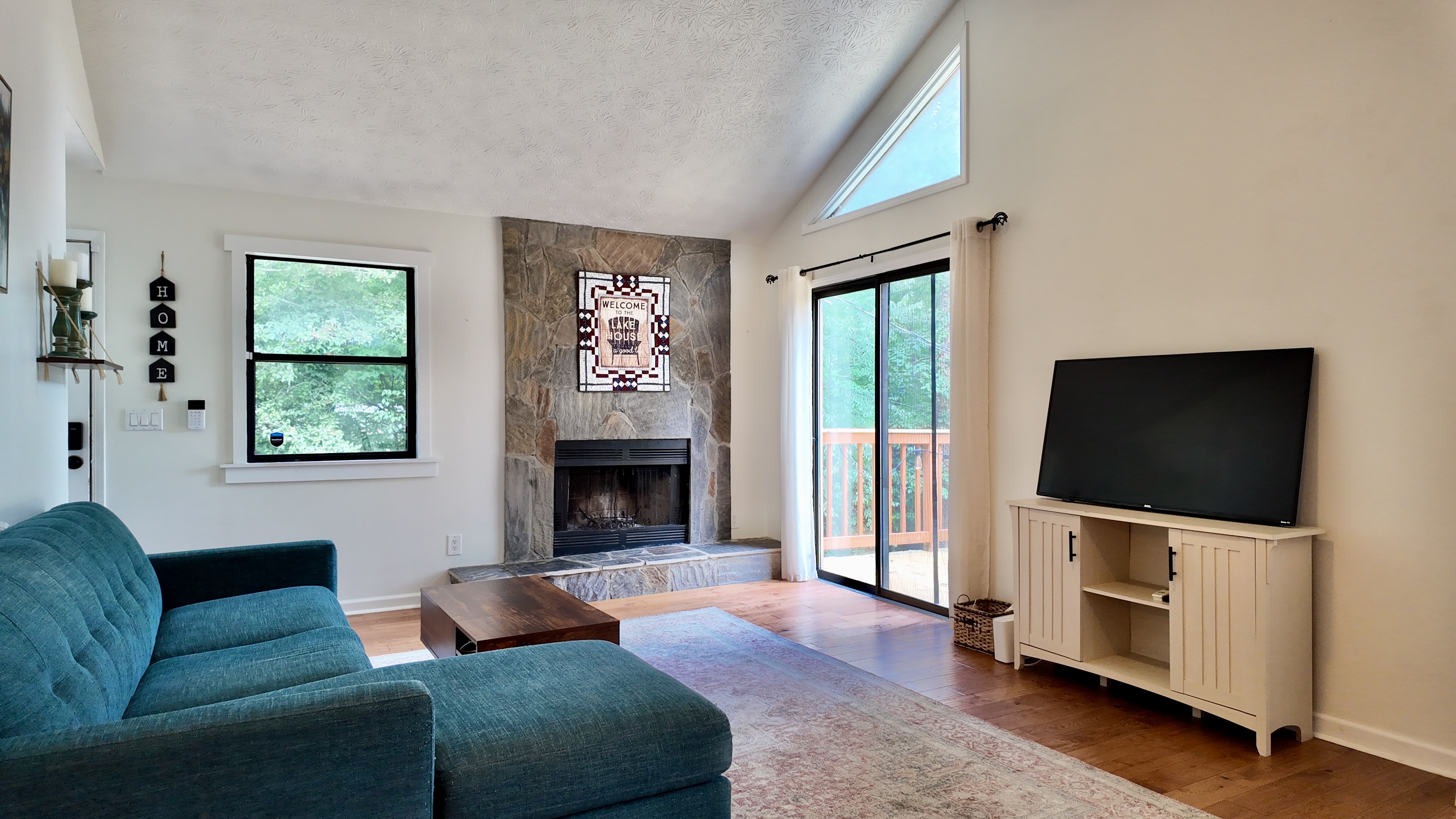 Furnished apartment for rent in Snellville, Atlanta — Lake House — 2 Bedroom photo 2